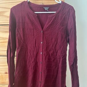Eddie Bauer Wine / Berry Embroidered Blouse size XS